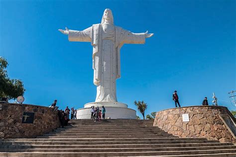 important landmarks in bolivia.